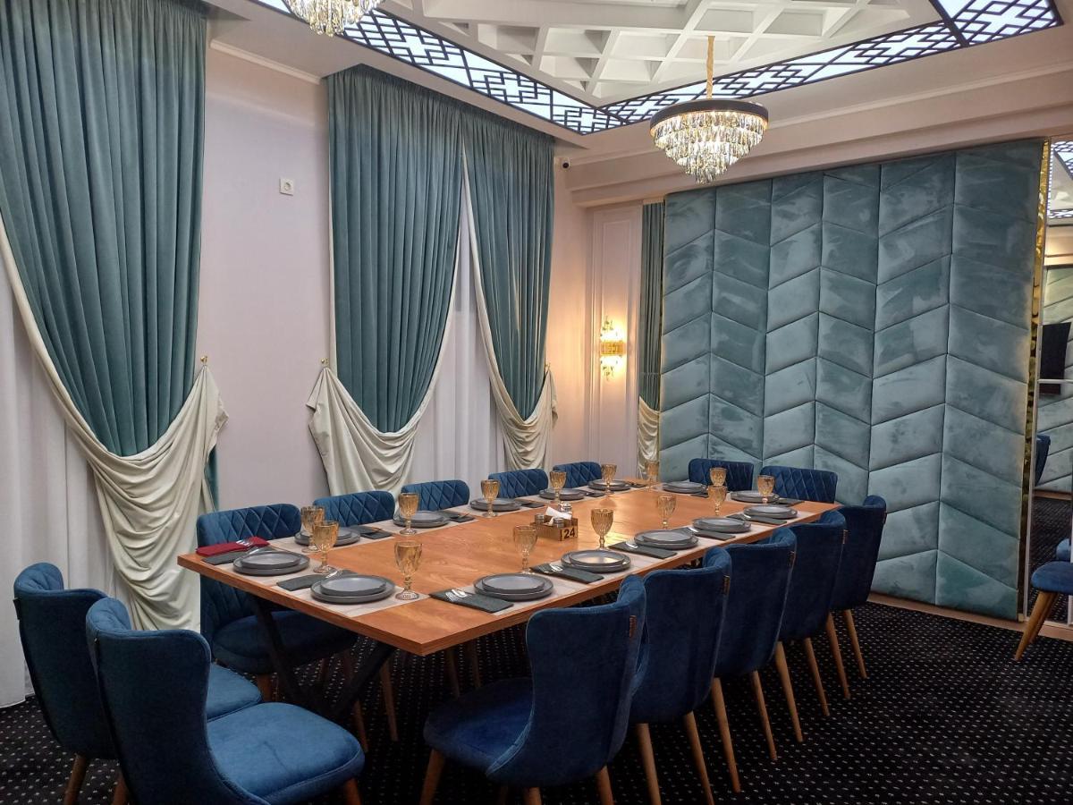 Khan Palace Туркестан Экстерьер фото